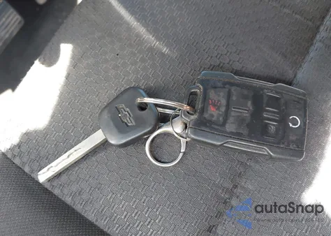 2015 Chevrolet Silverado 1500 2Lt from USA, damaged, VIN 3GCUKREC1FG405176